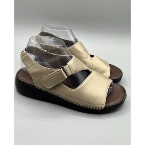 Dr Scholl’s Nina Good Leather Gold Adjustable Strap Sandals Womens Size 8W NWOB‎